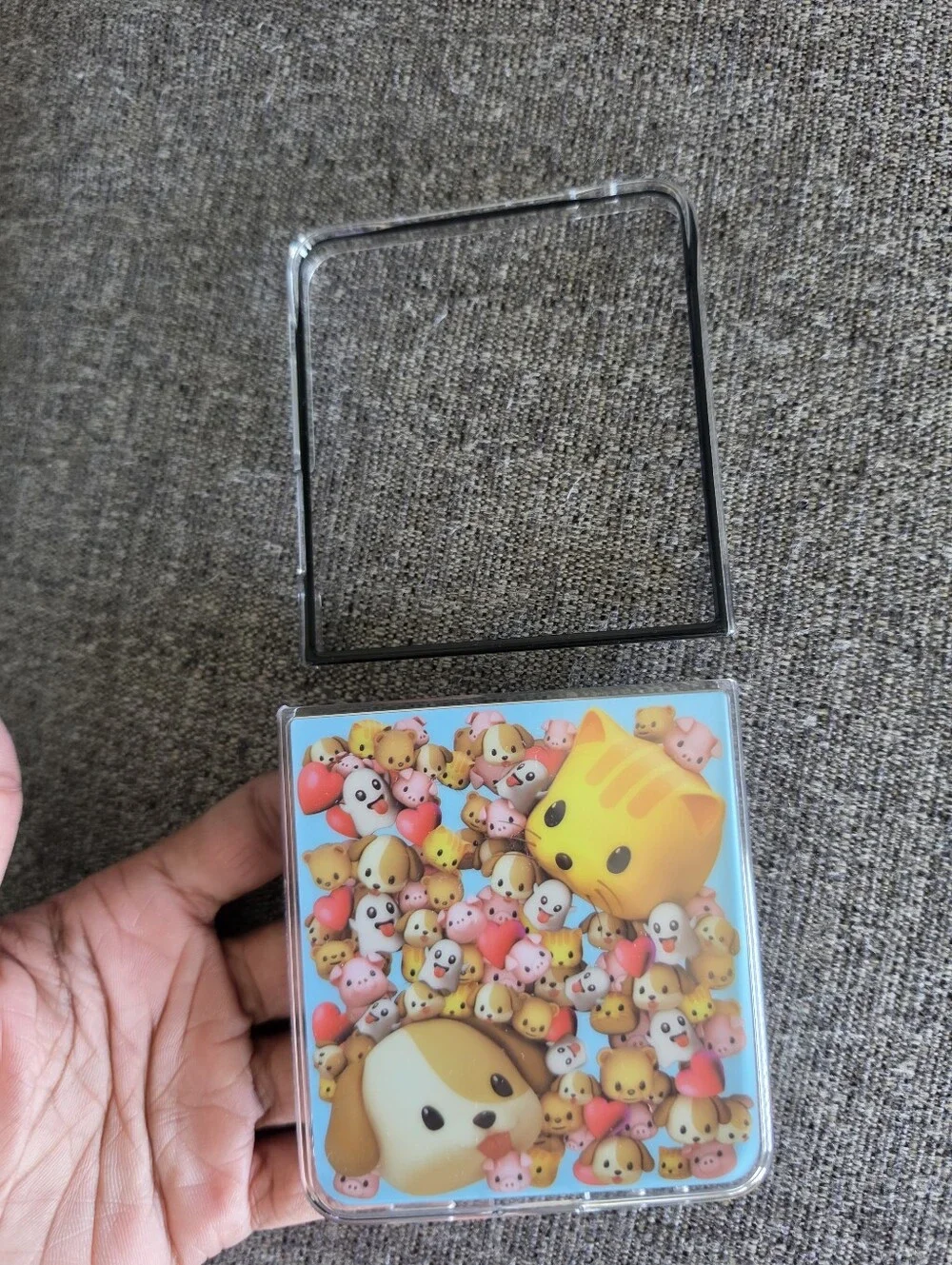 Samsung galaxy Z Flip7 Flipsuit, Transparent